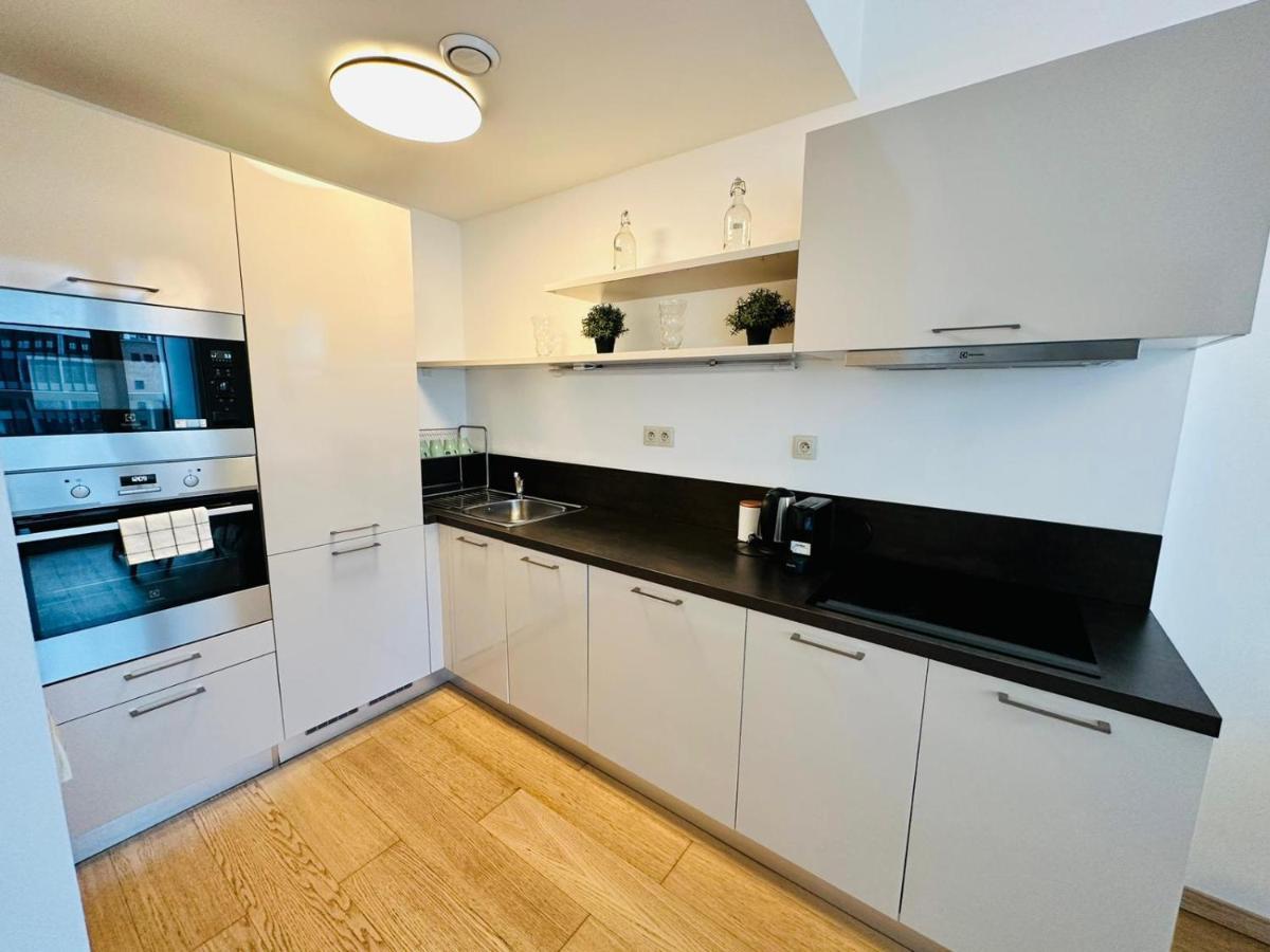 Apartments05 In New Building With Free Parking Panorama City - Amazing View Close To Old Town Bratislava Esterno foto